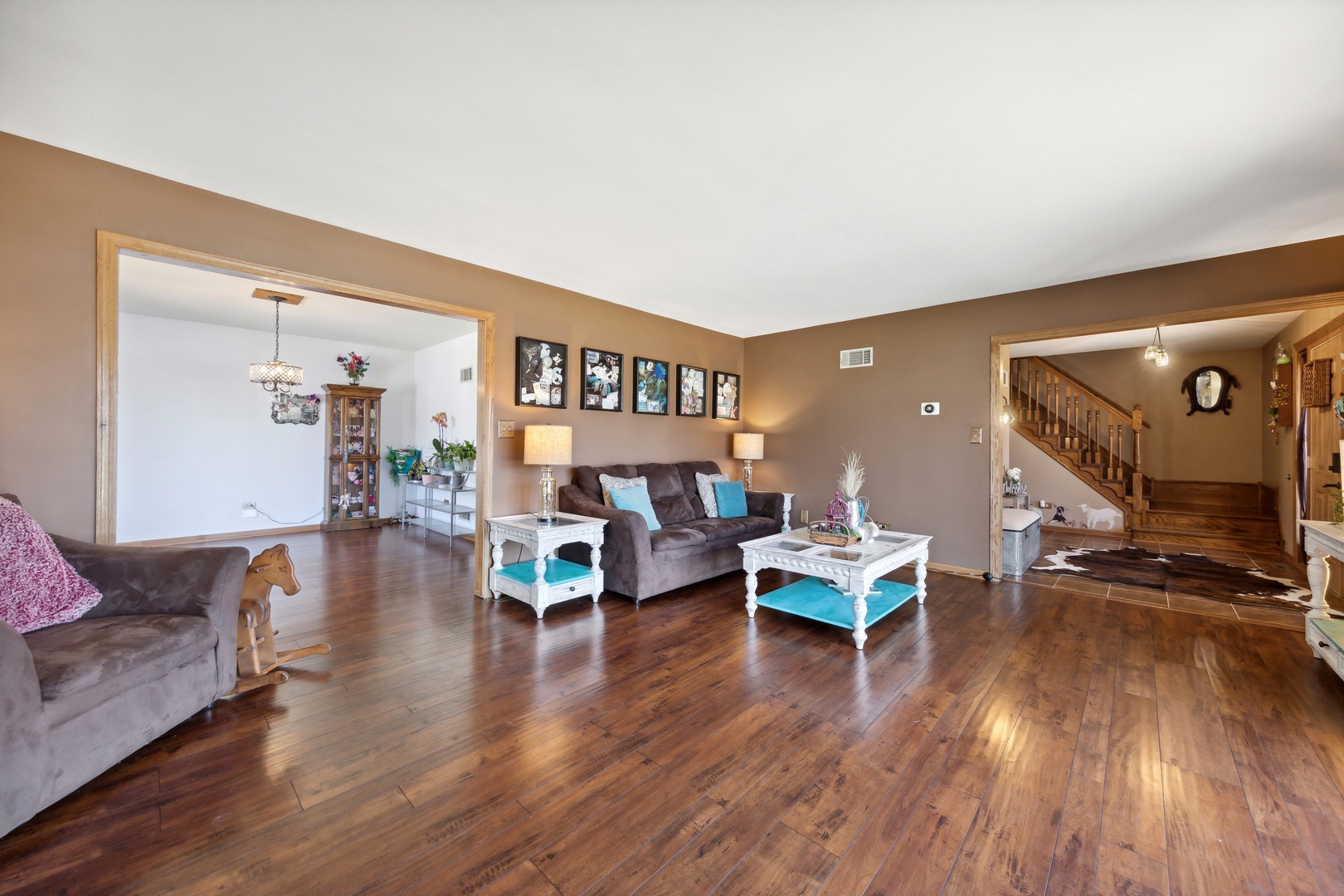 1040 North Cedar Road New Lenox, IL 60451 - Photo 6 of 37 a living room with furniture and wooden floor