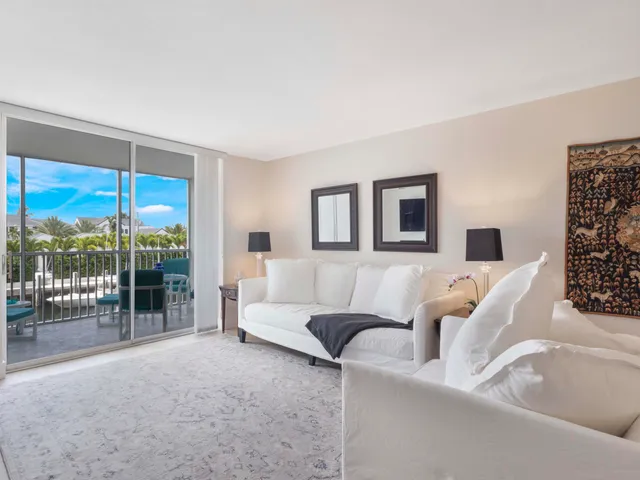 $5,300 | 750 Northeast Spanish River Boulevard, Unit 2020, Boca Raton, FL 33431