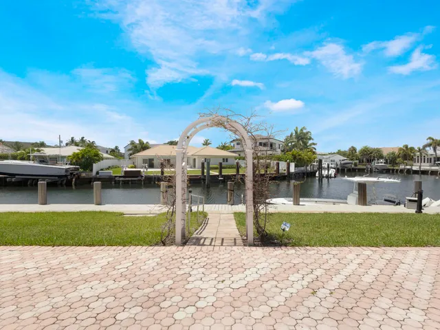$5,300 | 750 Northeast Spanish River Boulevard, Unit 2020, Boca Raton, FL 33431