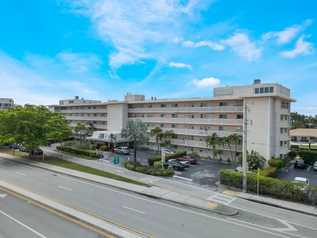 $5,300 | 750 Northeast Spanish River Boulevard, Unit 2020, Boca Raton, FL 33431