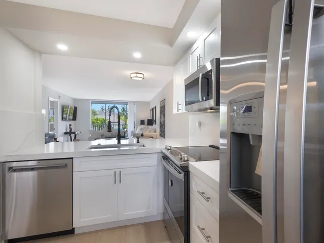 $5,300 | 750 Northeast Spanish River Boulevard, Unit 2020, Boca Raton, FL 33431