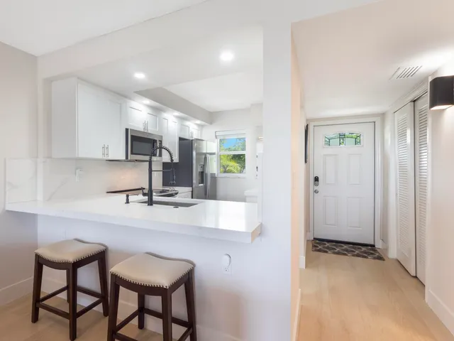 $5,300 | 750 Northeast Spanish River Boulevard, Unit 2020, Boca Raton, FL 33431