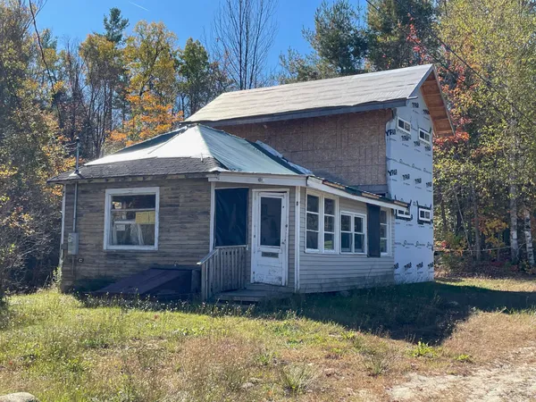 $115,000 | 8 Science Hill Road, Dixfield, ME 04224