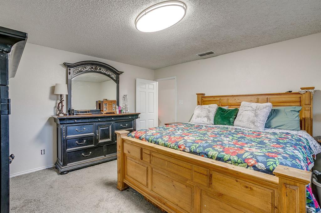 5244 Hill Ridge Drive Fort Worth, TX 76135 - Photo 21 of 36