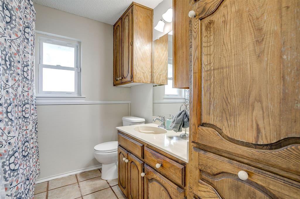 5244 Hill Ridge Drive Fort Worth, TX 76135 - Photo 24 of 36