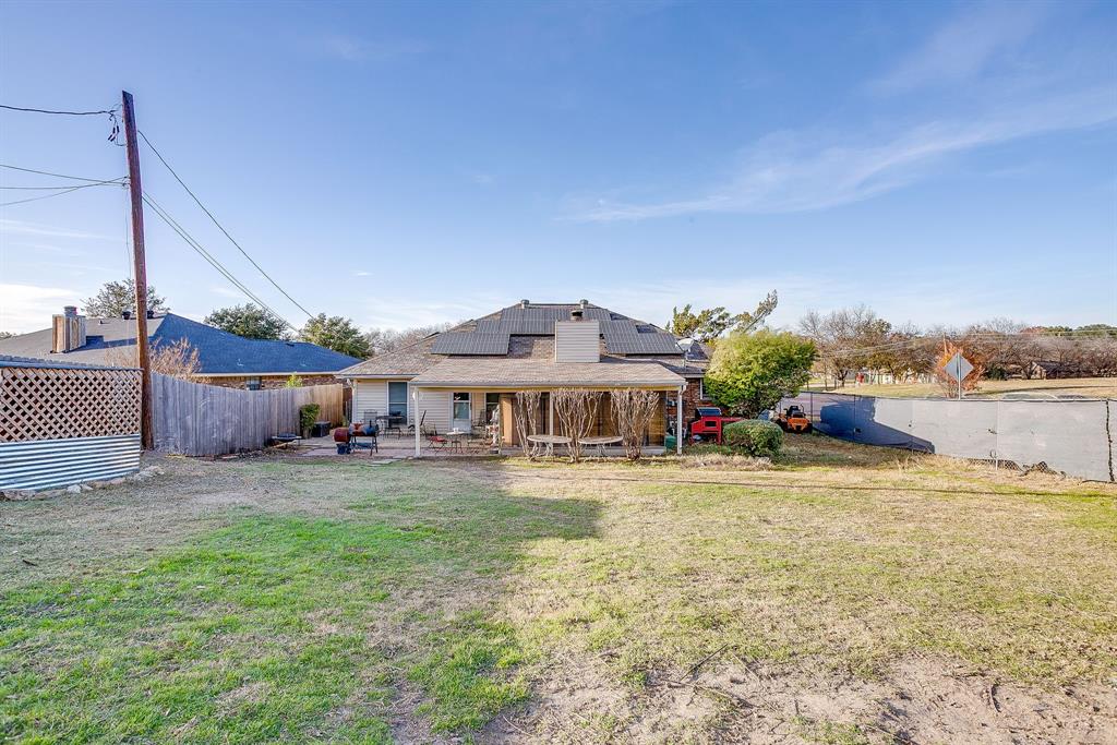 5244 Hill Ridge Drive Fort Worth, TX 76135 - Photo 32 of 36