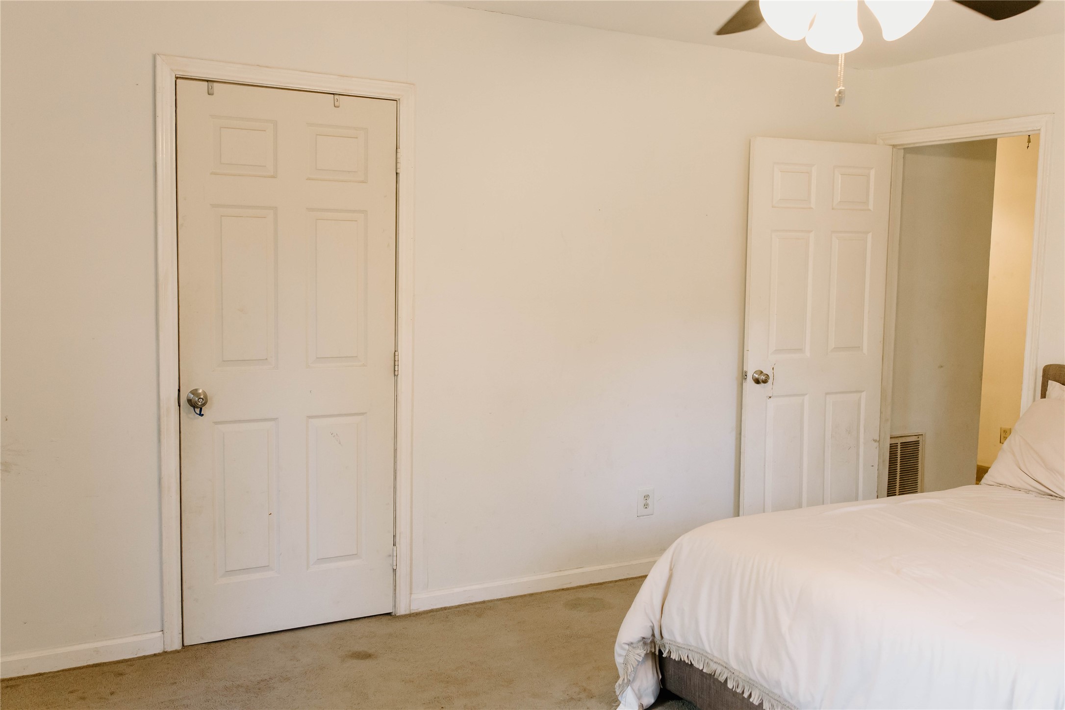 16120 Hartman Road Magnolia, TX 77355 - Photo 18 of 41 a bedroom with a bed and a closet