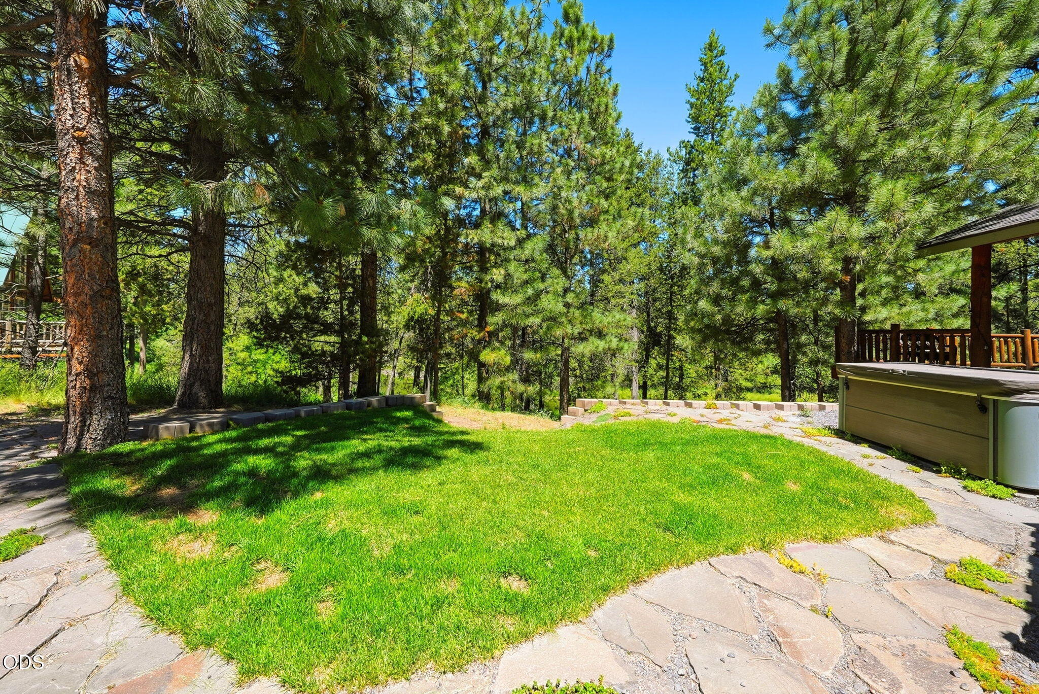 17004 Milky Way Bend, OR 97707 - Photo 3 of 48