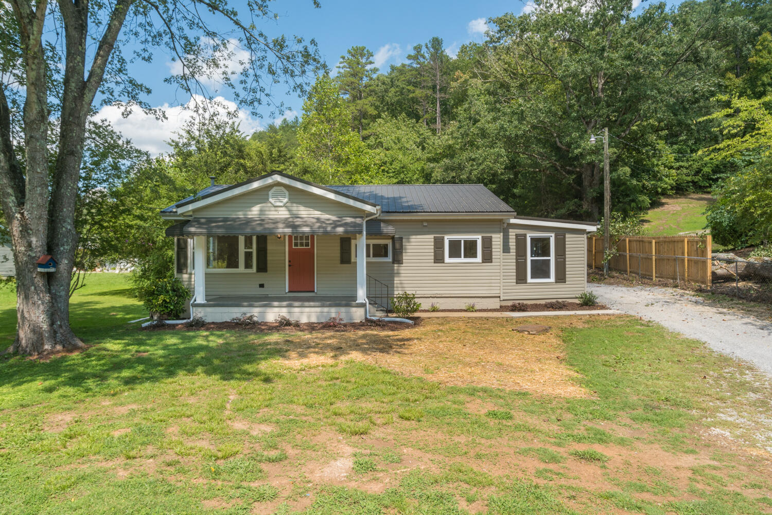 8544 Daisy Dallas Road Hixson, TN 37343 - Photo 1 of 19 8544 Daisy Dallas Front 1