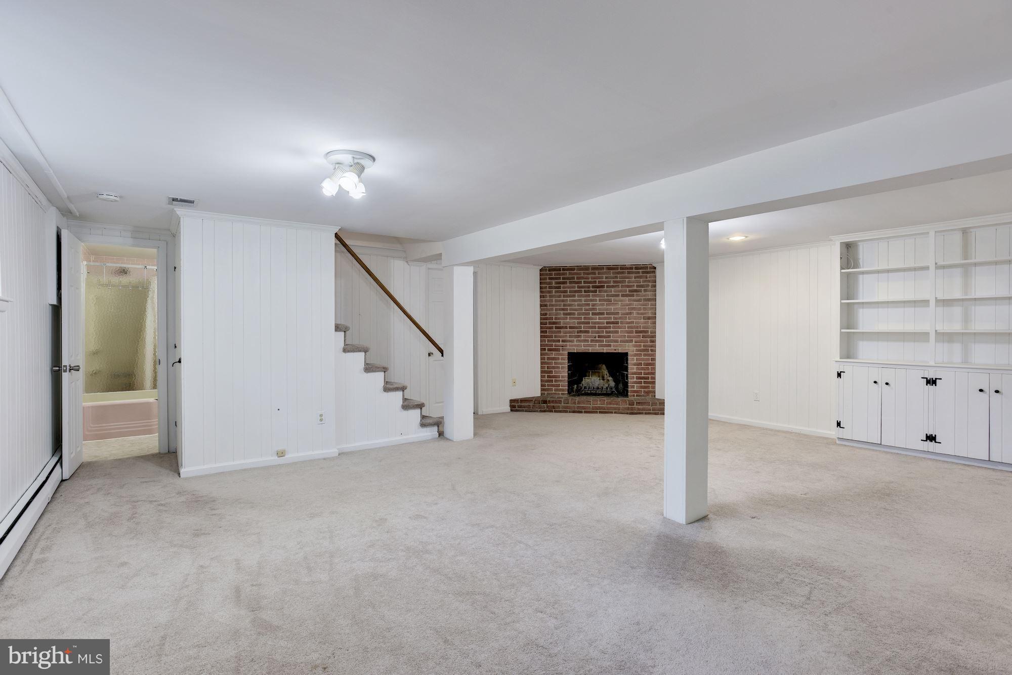 3618 Macalpine Road Ellicott City, MD 21042 - Photo 25 of 30 an empty room with closet and windows