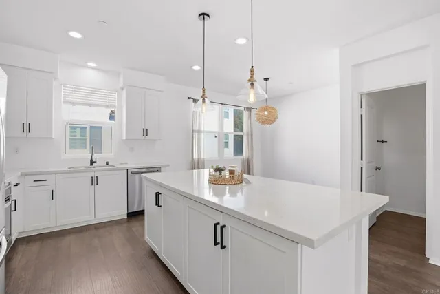 $4,950 | 1873 Alkali Heath Lane, Carlsbad, CA 92011