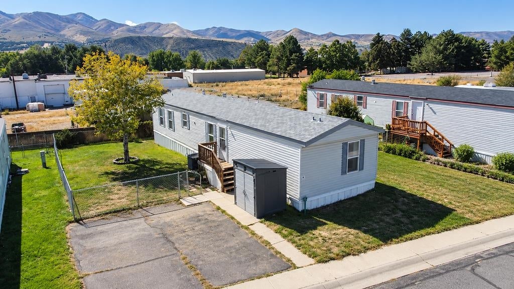 845 Barton Road, Unit 16 Pocatello, ID 83204 - Photo 2 of 32 Gallery Image 2