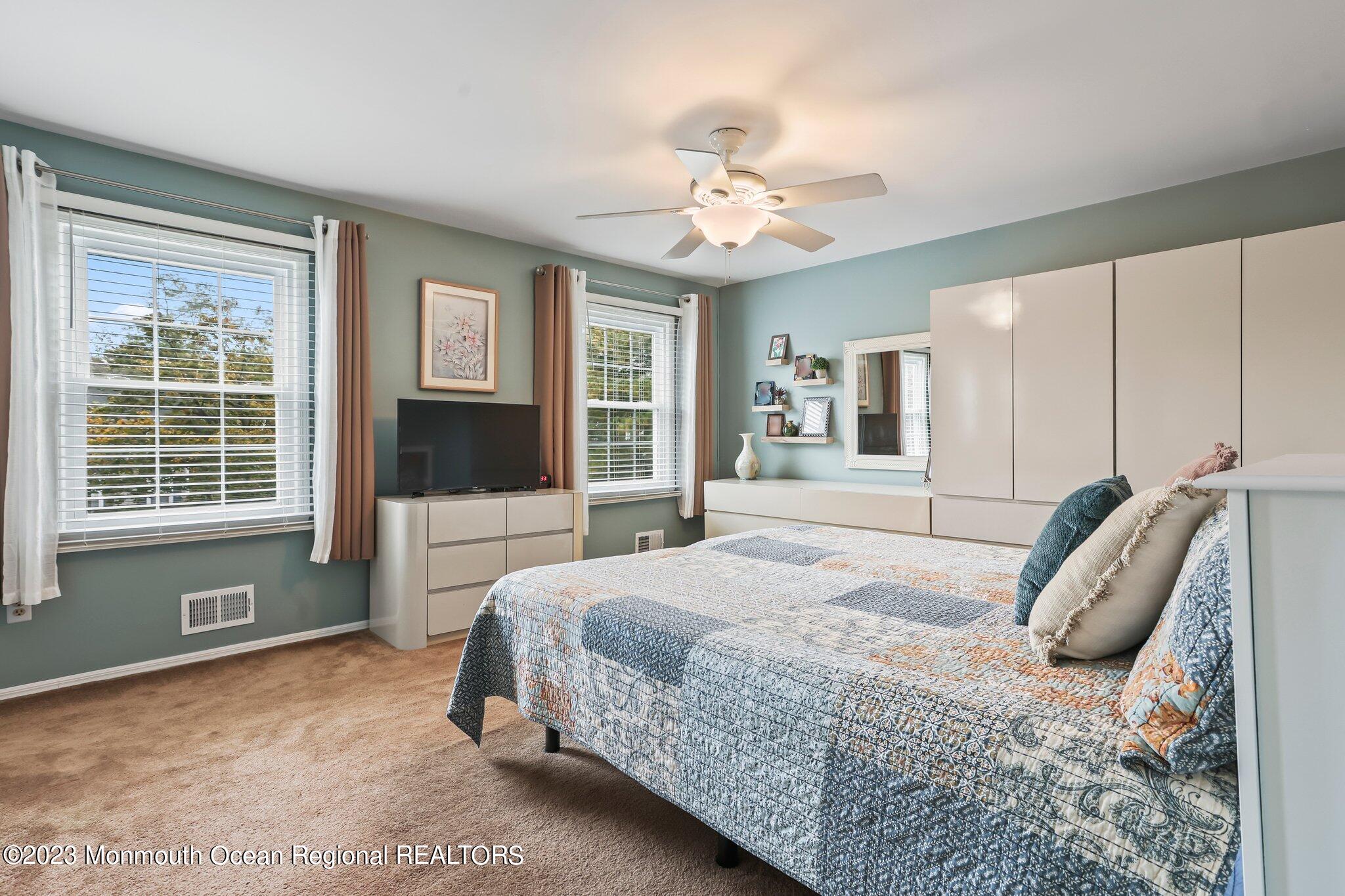 10 Templer Way Hazlet, NJ 07730 - Photo 35 of 36 22-web-or-mls-8V7A7884