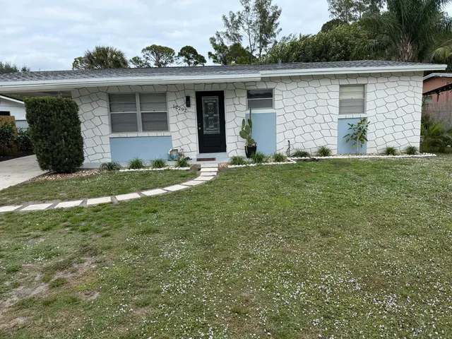 $429,000 | 12292 Hillman Drive, Palm Beach Gardens, FL 33410