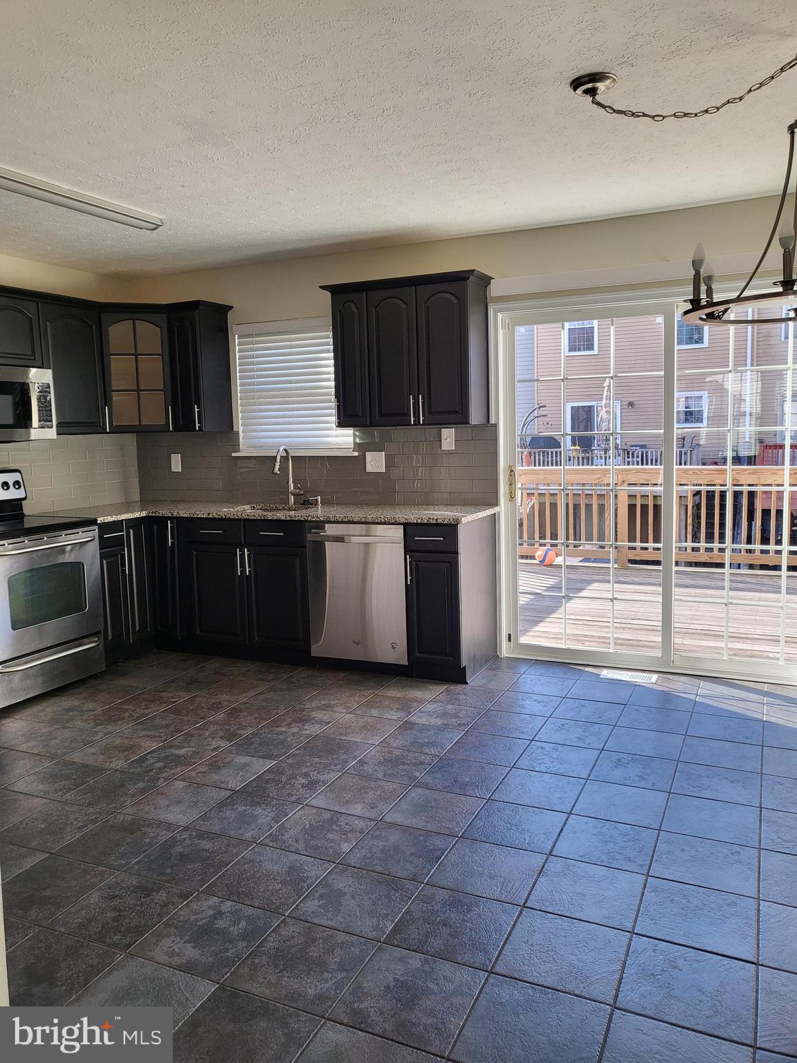 411 Kosoak Road Middle River, MD 21220 - Photo 5 of 19