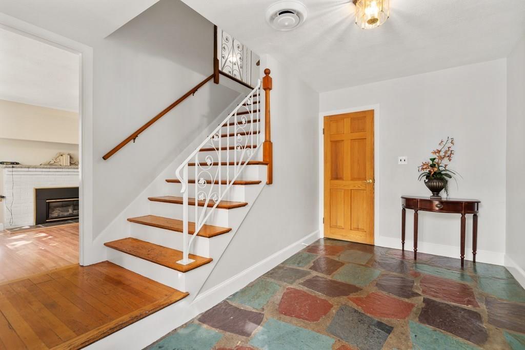 55 Stone Road Arlington, MA 02474 - Photo 18 of 29 Gallery Image 18
