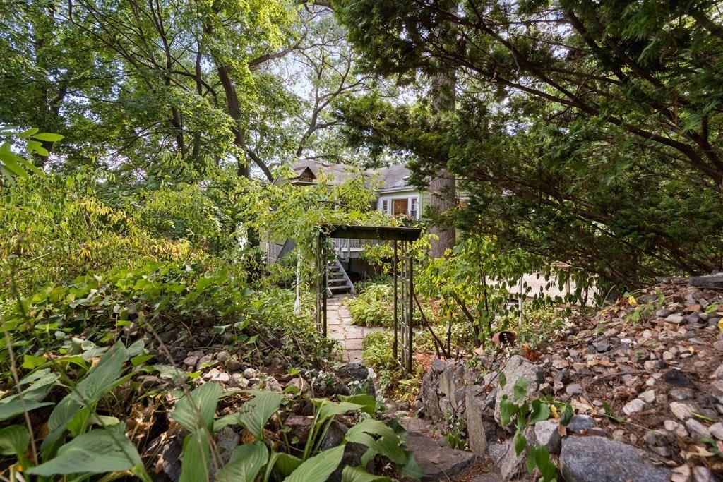 55 Stone Road Arlington, MA 02474 - Photo 27 of 29 Gallery Image 27