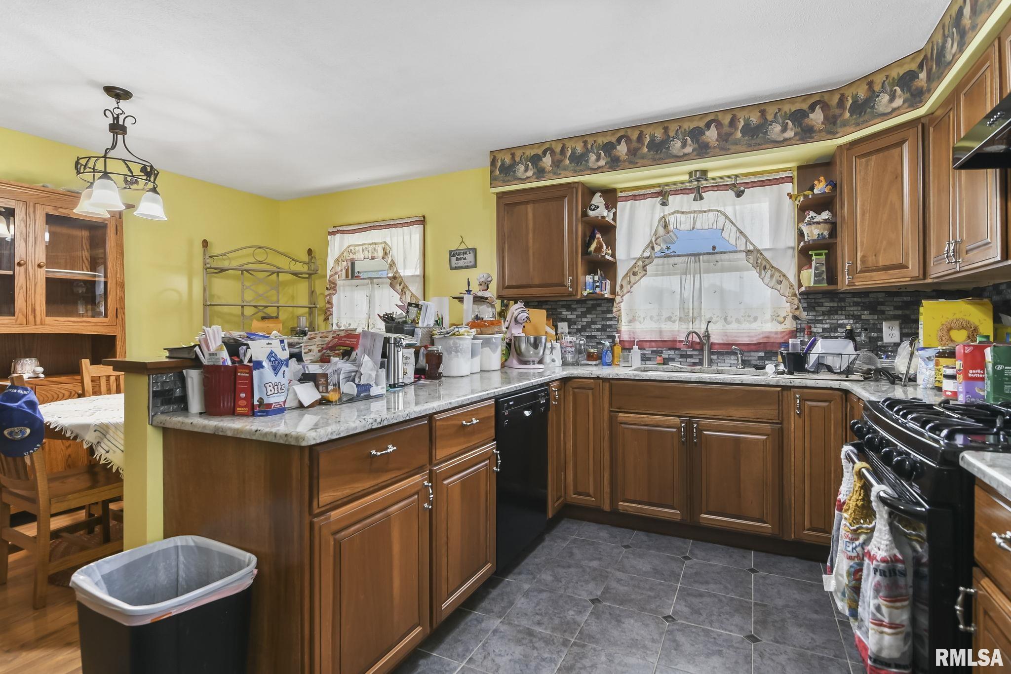 807 North Milton Avenue Springfield, IL 62702 - Photo 4 of 12 Gallery Image 4