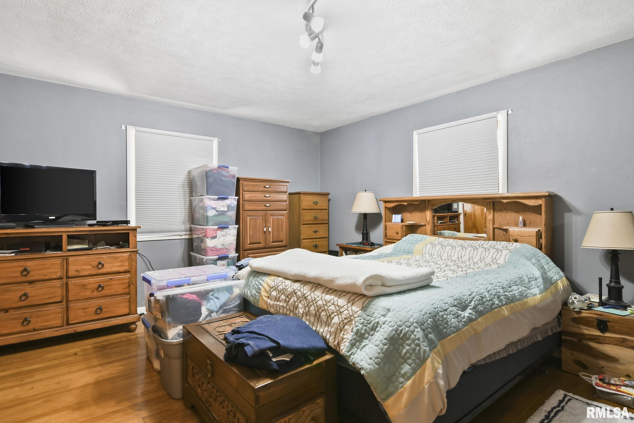 807 North Milton Avenue Springfield, IL 62702 - Photo 6 of 12 Gallery Image 6