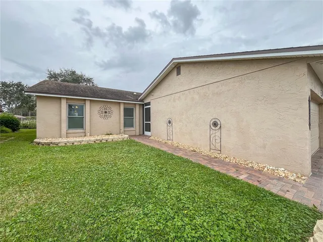 $2,100 | 3998 Cypress Landing South, Winter Haven, FL 33884