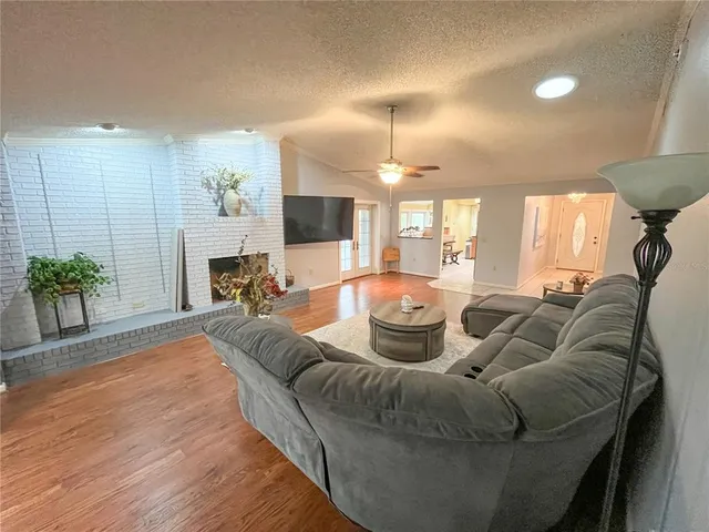 $2,100 | 3998 Cypress Landing South, Winter Haven, FL 33884