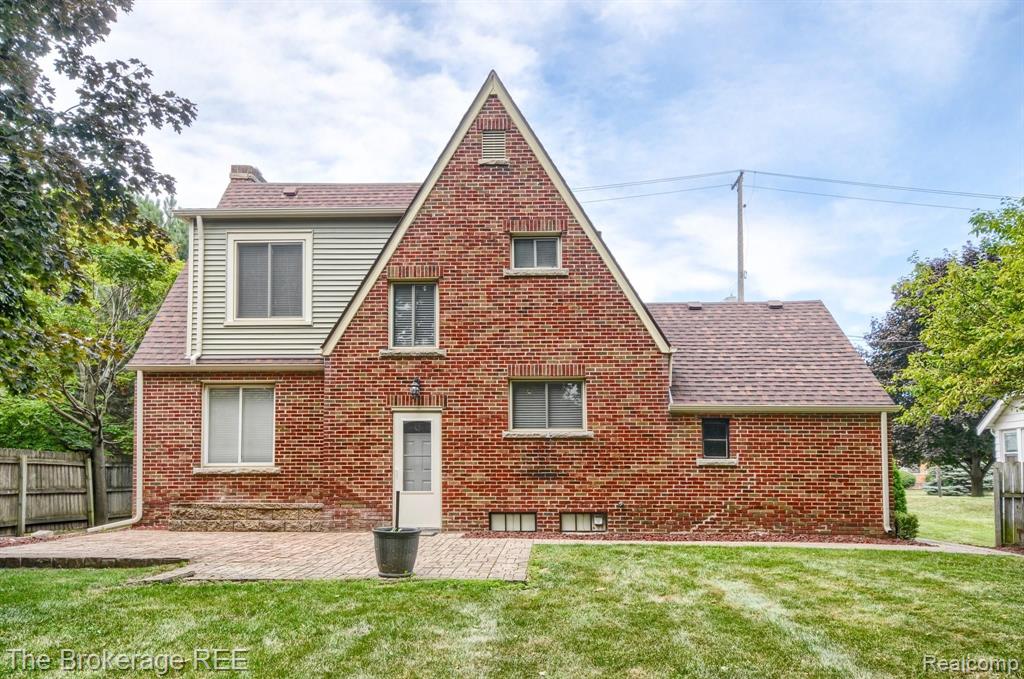 615 South State Road Davison, MI 48423 - Photo 4 of 41