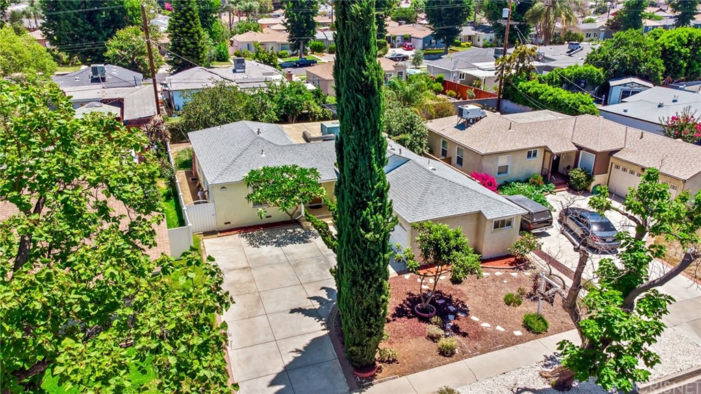 6660 Balcom Avenue Reseda, CA 91335 - Photo 1 of 27