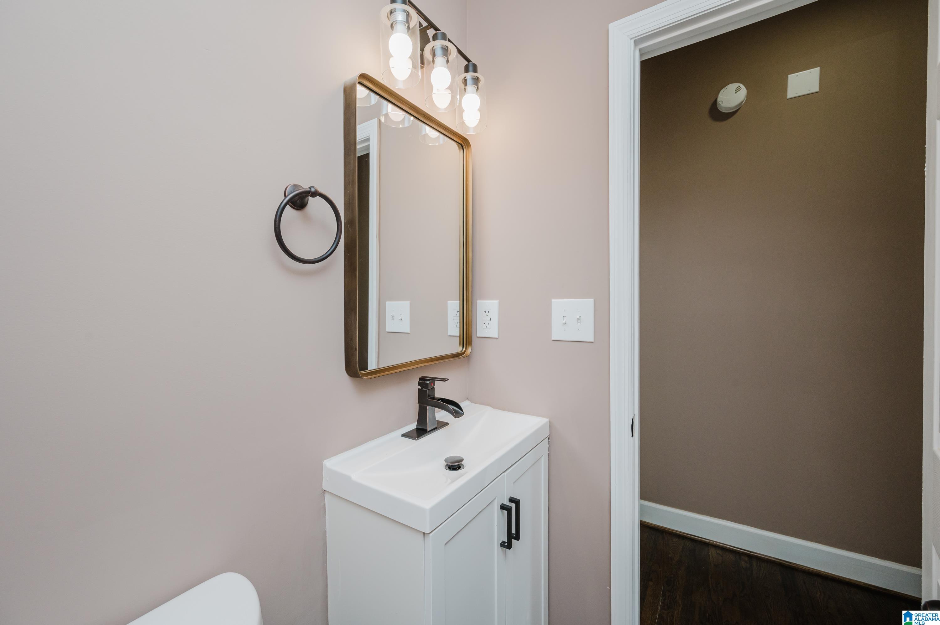 3308 Saddlebrook Circle Birmingham, AL 35210 - Photo 24 of 68