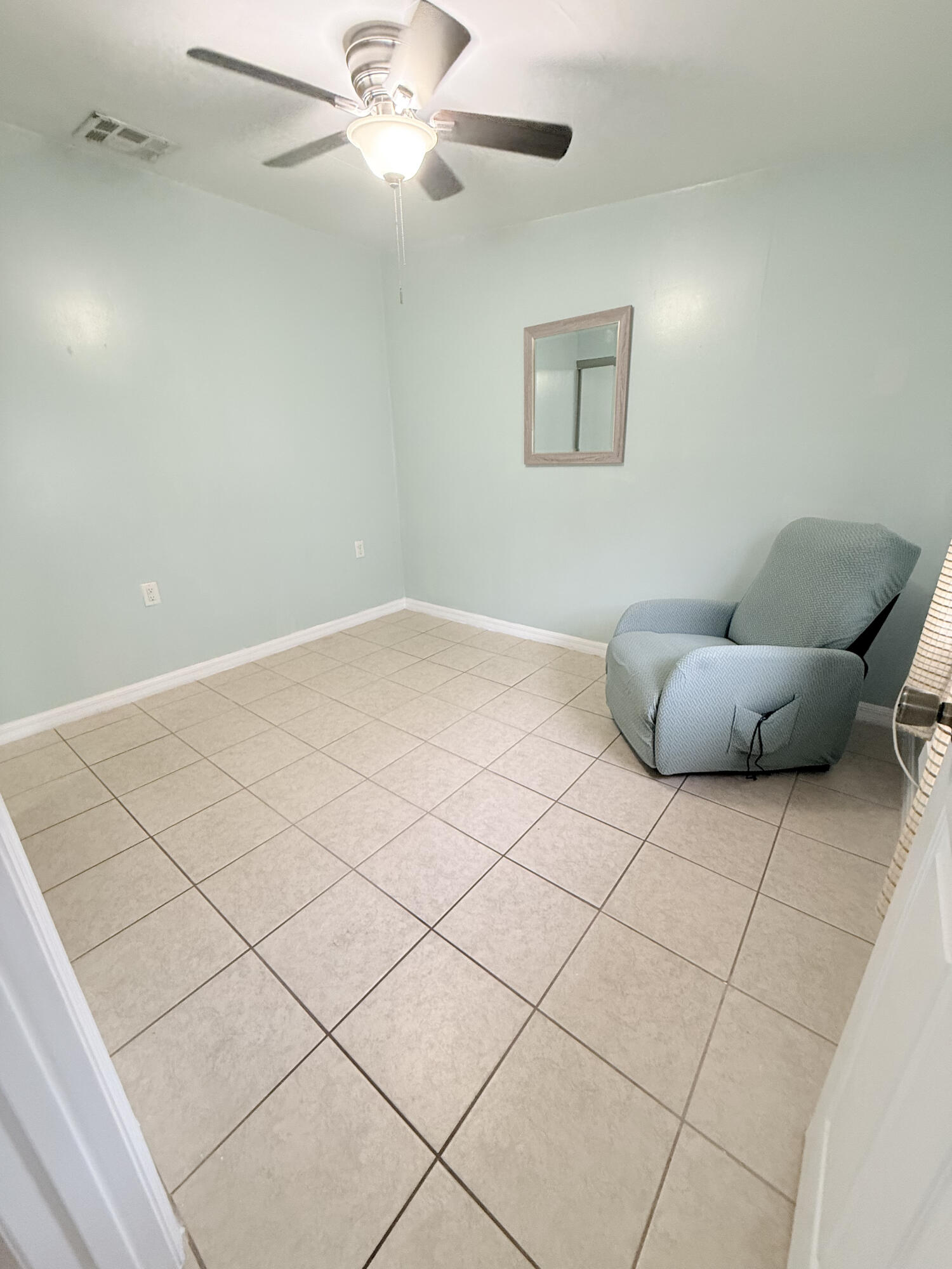 1503 Meridian Road, Unit A West Palm Beach, FL 33417 - Photo 7 of 8 IMG_1314