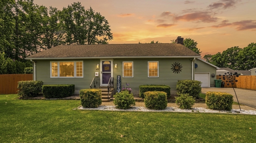 405 New Ludlow Road Chicopee, MA 01020 - Photo 1 of 41