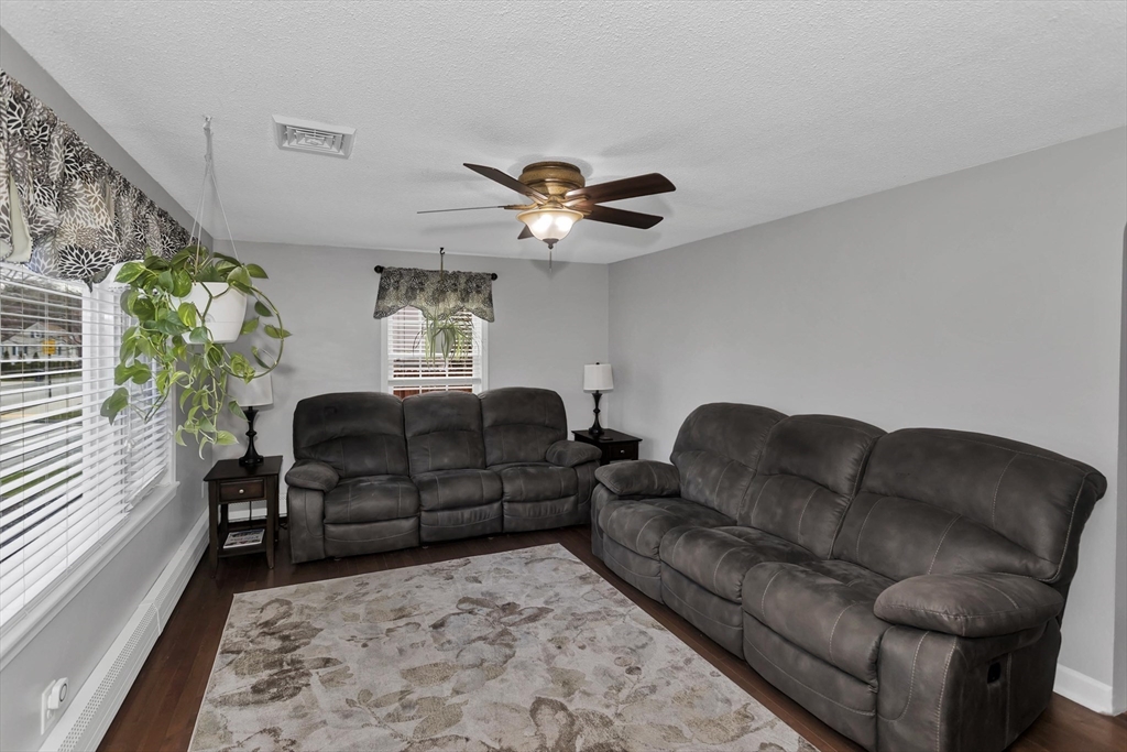 405 New Ludlow Road Chicopee, MA 01020 - Photo 23 of 41