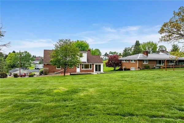 $374,900 | 1274 Overlook Drive, Washington, PA 15301