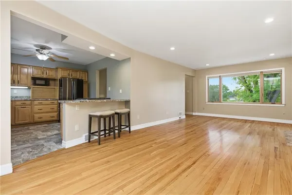 $374,900 | 1274 Overlook Drive, Washington, PA 15301