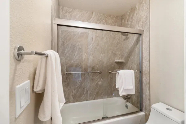 $370,000 | 123 Valley Oak Drive, Unit 34, Roseville, CA 95678