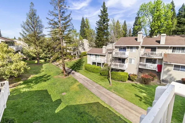 $370,000 | 123 Valley Oak Drive, Unit 34, Roseville, CA 95678