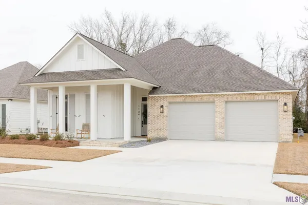 $469,900 | 1126 Ivy Court, Denham Springs, LA 70726