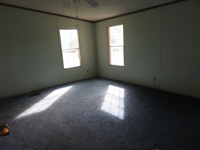4084 Treaty Line Road Hagerstown, IN 47346 - Photo 12 of 28 Gallery Image 12