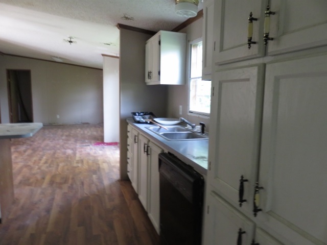 4084 Treaty Line Road Hagerstown, IN 47346 - Photo 4 of 28 Gallery Image 4