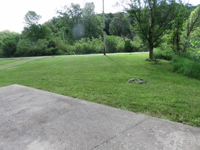 4084 Treaty Line Road Hagerstown, IN 47346 - Photo 8 of 28 Gallery Image 8