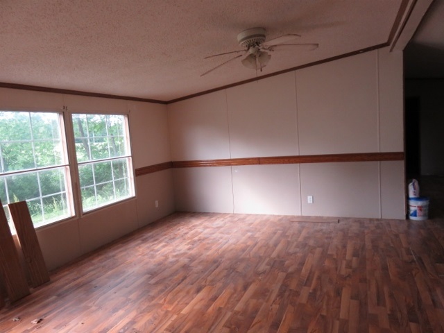 4084 Treaty Line Road Hagerstown, IN 47346 - Photo 10 of 28 Gallery Image 10