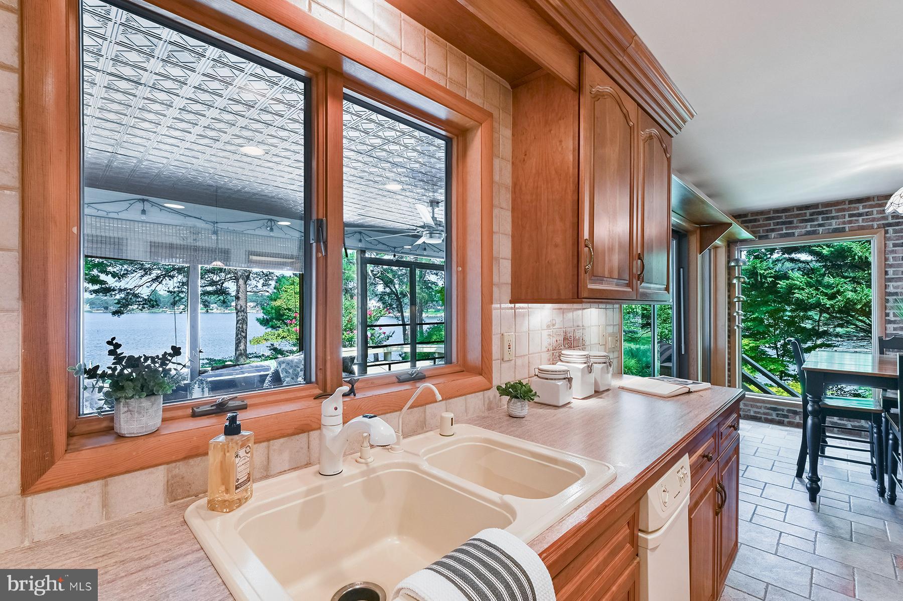 344 Hunner Road Pasadena, MD 21122 - Photo 11 of 55 View from the sink to the water