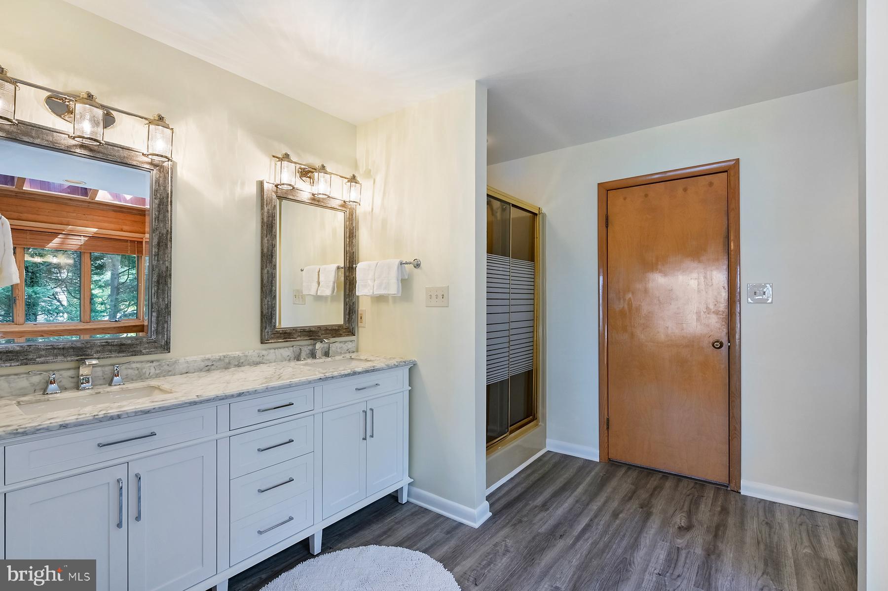 344 Hunner Road Pasadena, MD 21122 - Photo 18 of 55 Gorgeous new vanity and separate shower