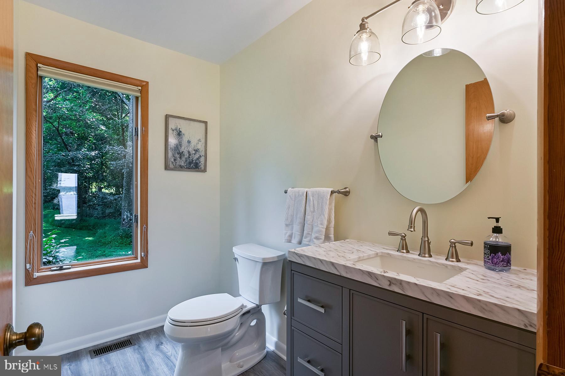 344 Hunner Road Pasadena, MD 21122 - Photo 20 of 55 Updated powder room on the main level
