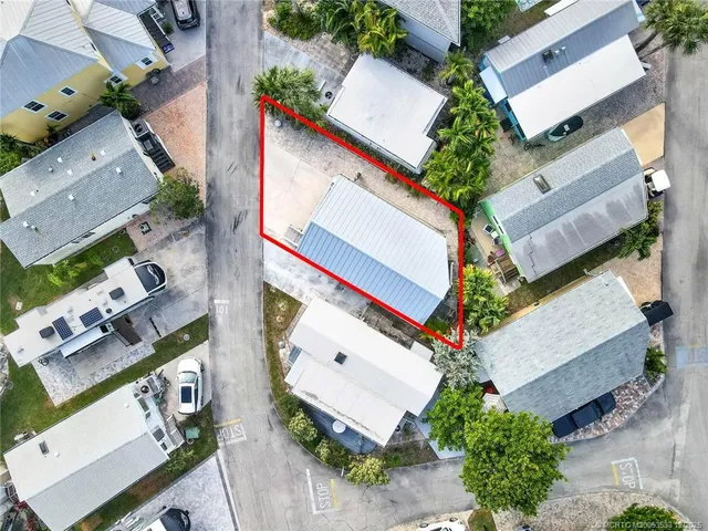 $229,900 | 10725 South Ocean Drive, Unit 125, Jensen Beach, FL 34957