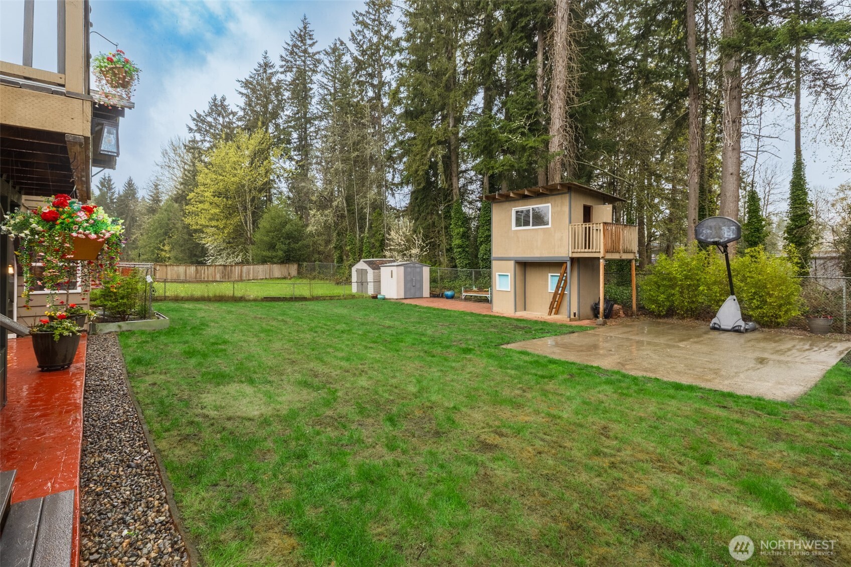 18967 127th Place Southeast Renton, WA 98058 - Photo 14 of 38