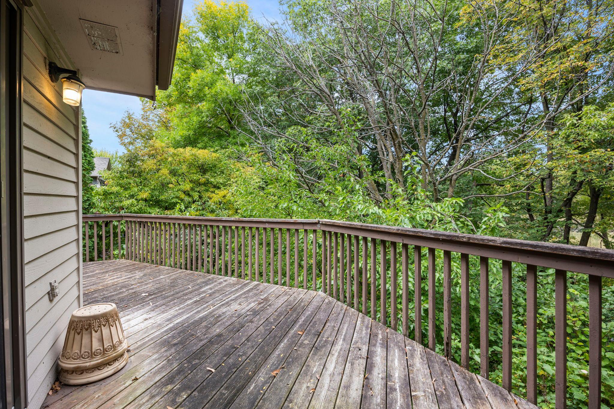 15588 Canyon Ridge Eden Prairie, MN 55347 - Photo 44 of 60 Gallery Image 44