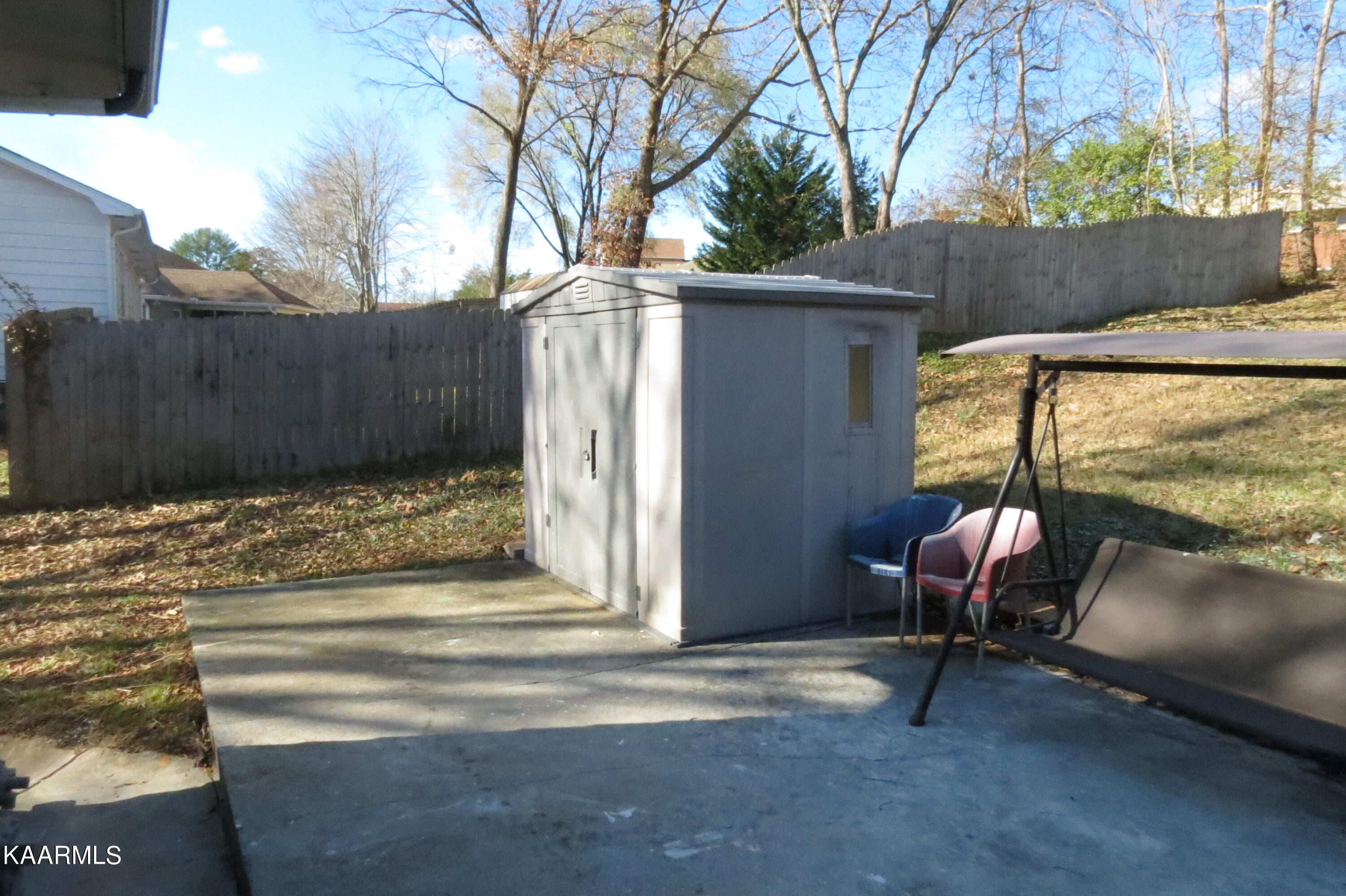 302 Vermont Avenue Oak Ridge, TN 37830 - Photo 18 of 20 Back Patio/Small Storage Shed