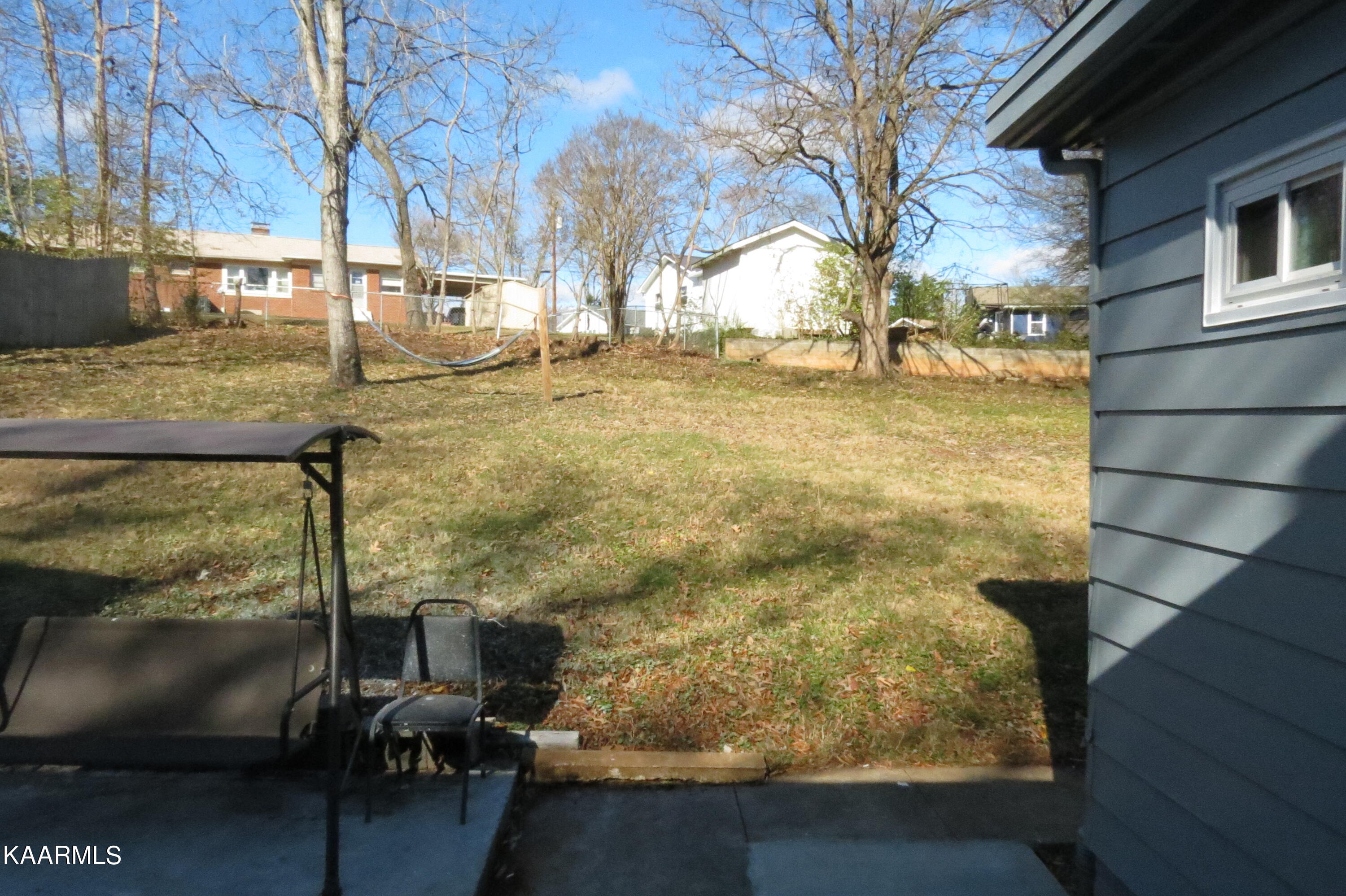 302 Vermont Avenue Oak Ridge, TN 37830 - Photo 19 of 20 Back Yard