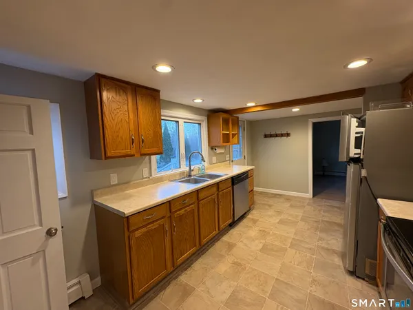 $249,900 | 159 Nott Highway, Ashford, CT 06278