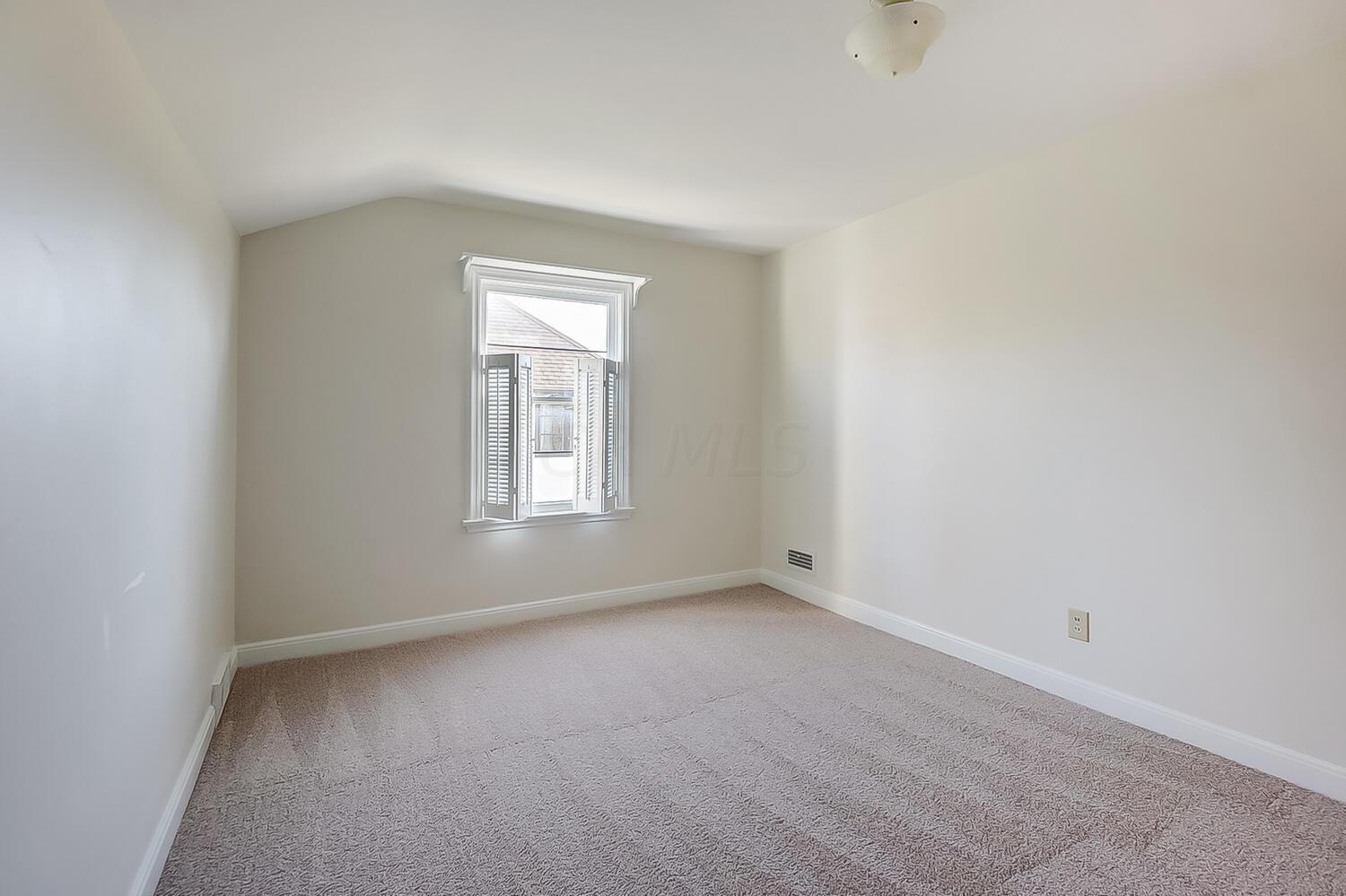 1548 Cardiff Road Upper Arlington, OH 43221 - Photo 49 of 84 50044356-049_web